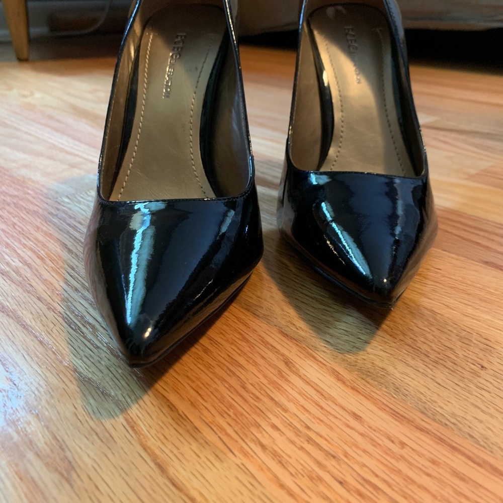 BCBG Black Patent Heels Women’s 8.5
